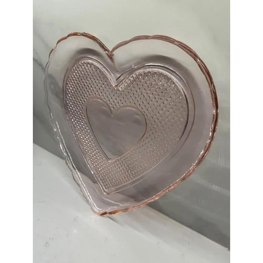 Williams Sonoma 2003 Limited Edition Pink Glass Heart Serving Plate w/ OG Box